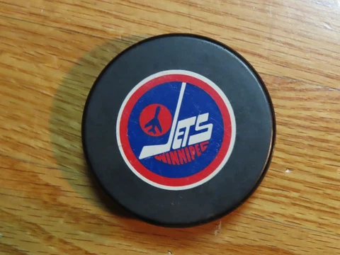 Vintage 1980's WINNIPEG JETS GAME Puck JOHN ZIEGLER President of NHL (1977-92) Cover