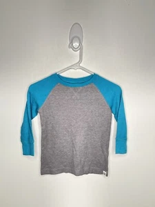 Crazy8 Waffle Knit Raglan Shirt Boys Size XS 4 Long Sleeve Gray Blue Crew Neck - Picture 1 of 4
