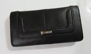 Tignanello Skinny Fold Leather Wallet Black NWT - Picture 1 of 5