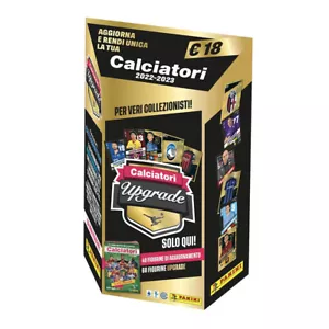 CALCIATORI PANINI 2022-2023 SET DI AGGIORNAMENTO CALCIATORI UPGRADE 100 FIGURINE - Foto 1 di 3