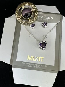 Juego de collar colgante corazón con pendientes a juego tachuelas y broche vintage M-5971 - Imagen 1 de 7