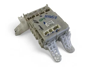 Modulo Del Fusibile H1057 TOYOTA 82730-02130A - Picture 1 of 4