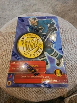 Super RARE 1995-96 FLEER ULTRA Extra HOCKEY FACTORY SEALED 36 PACK BOX NHL   - Image 1 of 4
