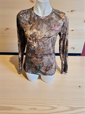  Realtree Camouflage Camo w Pink Logo Women's Med - Image 1 of 4