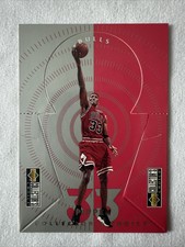 1997-98 UD Collector's Choice Miniatures Pop-Up Scottie Pippen Card #M4 BULLS SP