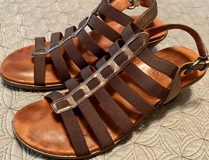 GENTLE SOULS KENNETH COLE WEDGE BRONZE BROWN LEATHER SANDALS  9.5-10 M..COMFY! - Picture 1 of 12