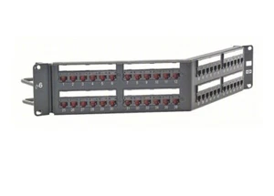 HUBBELL ( HP684A ) CAT6 48 Port Angled Patch Panel Black - Afbeelding 1 van 3