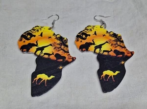 African Pattern Earrings - NO TARNISHING Wood Dangle - Picture 1 of 3