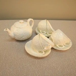 Coalport White Cabbage Leaf Design Tea Set - Picture 1 of 8