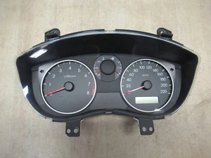 Cuadro de instrumentos velocímetro HYUNDAI i20 PB 1.4 94003-1J170 115 TKM AÑO 2009 (208) - Imagen 1 de 8