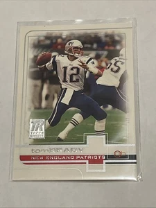 2002 Topps Reserve #17 Tom Brady Patriots HOF - Picture 1 of 2