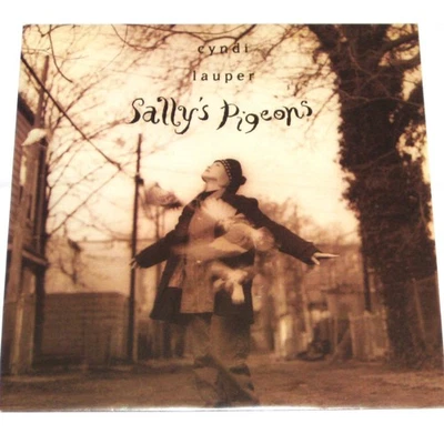 CYNDI LAUPER Sally's Pigeons 7" Dutch Epic 45 1993 93 Cold RARE Foto 1 de 3