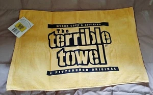 NUEVO CON ETIQUETAS Myron Cope Cope Oficial THE PITTSBURGH STEELERS Dorado Negro TOALLA TERRIBLE - Imagen 1 de 1