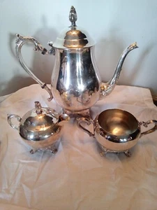 COFFEE POT, CREAMER, F.B. Rogers Silver Plate SUGAR BOWL International Silver - Picture 1 of 11
