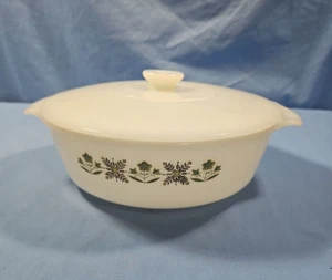 Vintage Anchor Hocking Fire King 1,5 Quart Auflaufform #437 Wiesengrün mit Deckel - Bild 1 von 6