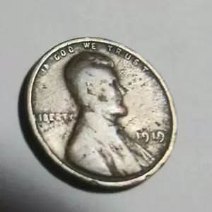 Lincoln penny - Error Coin 1919 - Missing (L) in Liberty - See Pictures - Picture 1 of 6