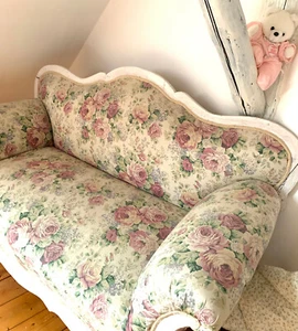 Altes antikes Sofa Kautsch englisches Rosenmuster Shabby chic Stoffbezug - Bild 1 von 4