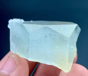 135 Karat schöner hochwertiger Aquamarin Kristall aus Skardu Pakistan  - Bild 1 von 8