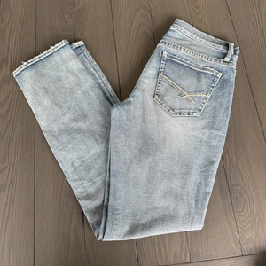 Jeans BKE Hebilla Alec Pierna Recta Para Hombre 32x34 Azul Lavado Premium Elastizado Denim - Imagen 1 de 14