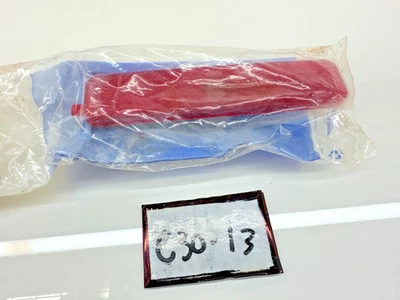 NEW OEM 2000 - 2005 PONTIAC SUNFIRE SIDE MARKER LAMP 22689994 C30-13 - Image 1 of 3