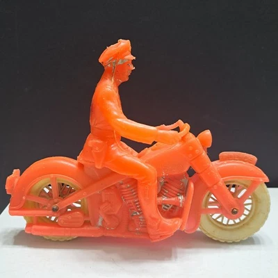 "Moto de policía vintage de plástico castaño rojizo rojo con conductor y ruedas blancas 6""" Foto 1 de 4