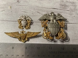 ORIGINAL WWII USN NAVAL AVIATOR PILOT WINGS PLUS STERLING BADGES - Picture 1 of 3