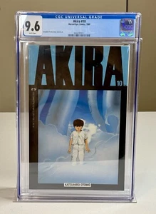 Akira No. 10 (Epic Comics, 1989) Katsuhiro Otomo, CGC 9.6, White Pages - Picture 1 of 4