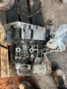 VW T4 TRANSPORTER 2.5 PETROL AUTOMATIC GEARBOX CWD CODE - Picture 1 of 8