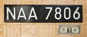 Letrero número vehículo placa negra metal licencia coche Polonia antigua Europa - Imagen 1 de 10