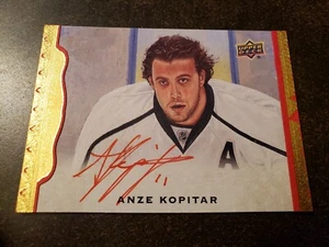 2014-15 UD Masterpiece - Anze Kopitar - Framed Red Cloth Auto 30/30 - Picture 1 of 2
