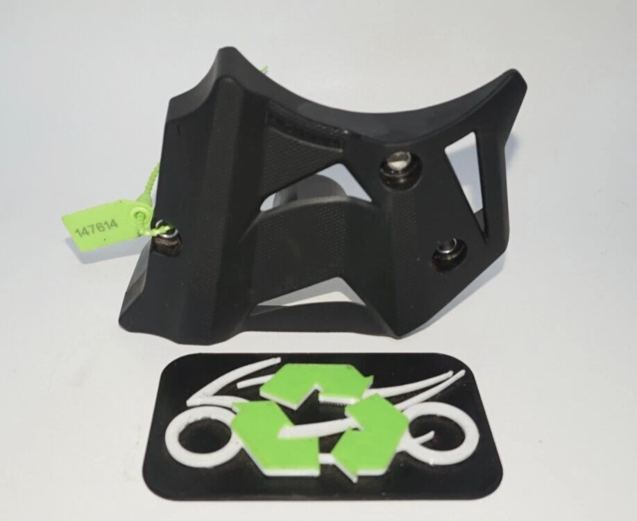 Оригинальная крышка передней звездочки 2021 Kawasaki BR125J Z125 PRO 14026-0126 - 147614 850 - Изображение 1 из 4