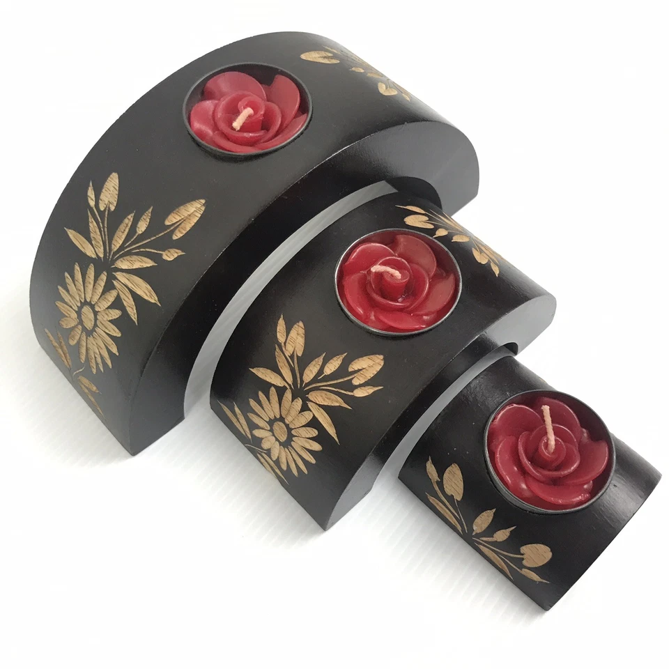 Candelabro + Velas 3 Piezas Diseñado y Decorado Madera Maciza, NUEVO-Nunca Usado Foto 1 de 4