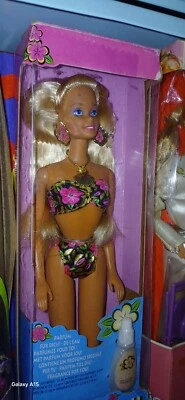BARBIE HAWAII IN SCATOLA ANNI '90 - Immagine 1 di 2