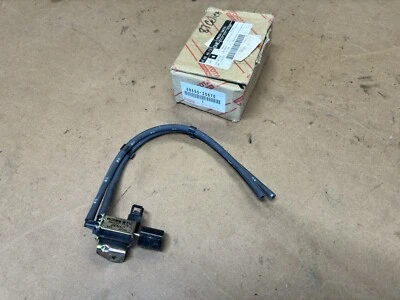 Toyota Celica 1986-1989 AC válvula de vacío inactiva solenoide VSV imán descontinuado Foto 1 de 4