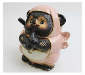 Japanese Tanuki Raccoon Dog Ninja Ninjutsu Figurine Pink Shigaraki Ware Pottery - Picture 1 of 4