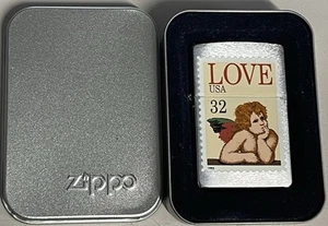 ZIPPO 1997 LOVE CHERUB 32 SERIE POSTALE FRANCOBOLLO ACCENDINO CROMATO NON ACCESO IN SCATOLA K635 - Foto 1 di 6