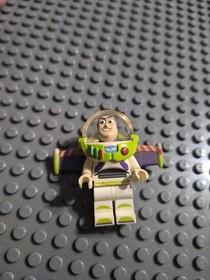 LEGO Buzz Lightyear Minifigure Disney Toy Story toy004 7597 7593 7598 CMF Lot 
