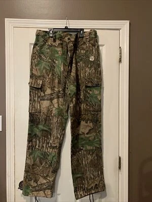 NWT Walls Realtree Cargo Camo Pants Hunting Camping. Lightweight. 42-44 XL Tall - Image 1 of 4