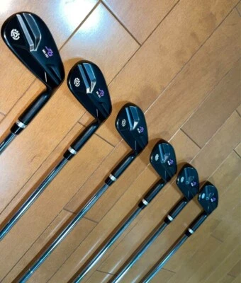 MIURA GIKEN MC-501 6pcs Iron Set 5-9/PW Dynamic Gold No Head Cover - Image 1 of 4