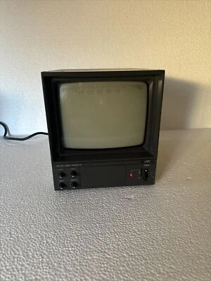 VINTAGE JVC TM-920U | 9-Inch High Resolution Black And White Video Monitor /USED - Image 1 of 4