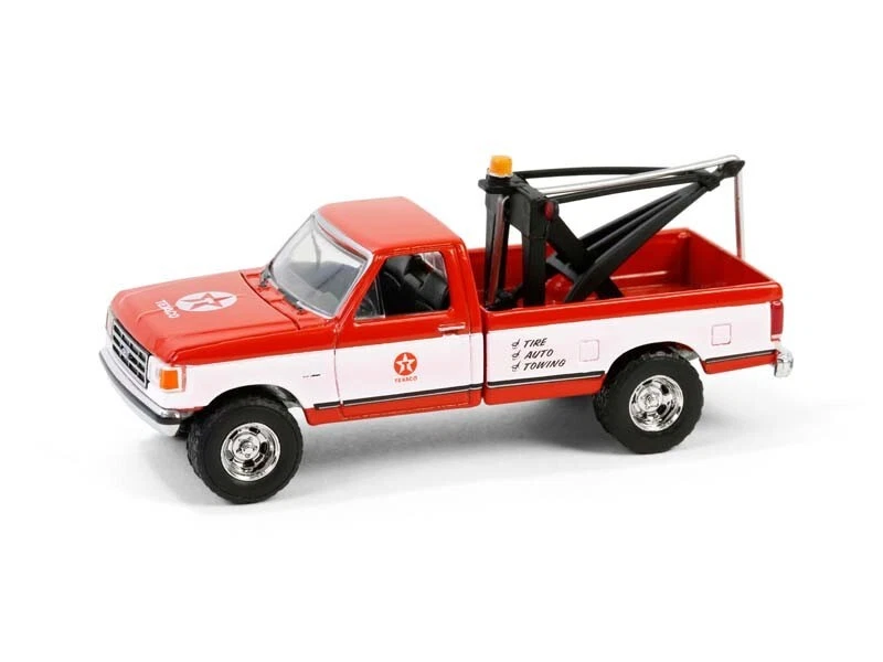 1988 Ford F-250 w/ Tow Hook - Texaco 1:64 Scale Model - Greenlight 41165D - Image 1 of 1