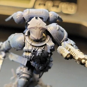 IRON FELOWSHIP HOOD Destiny helm (10x) compatable with SM Marines - Picture 1 of 1