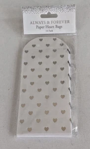 10Pk White PAPER HEART BAGS SILVER HEARTS FAVOURS PARTY MONEY or VOUCHER HOLDER - Picture 1 of 2