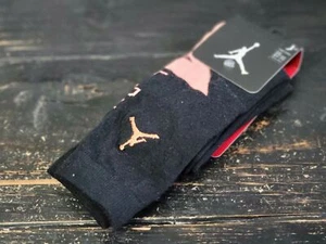 Jordan High Crew Black/Coral Orange Jumpman Logo 2 Pairs Socks Kids 5y-7y - Picture 1 of 2