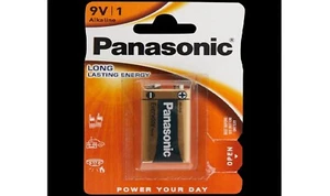 Piles Panasonic 9V     9 volts   LONG LASTING ENERGY - Imagen 1 de 1