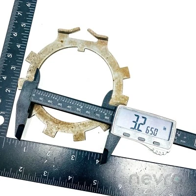 International Navistar Drive Axle Spindle Washer Wheel Lock - Image 1 of 4