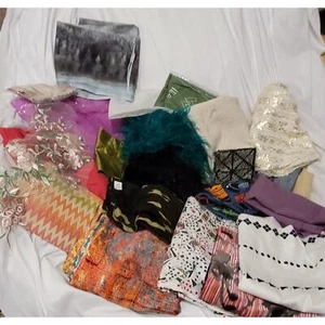Fabric Remnants Lot Mixed Sewing Craft Lot 17 Pieces & 1 X Large Tulle - Picture 1 of 9