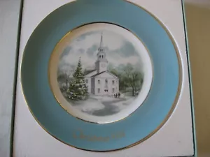 Vintage AVON WEIHNACHTSTELLER 1974 "Landkirche" in OVP. - Bild 1 von 3