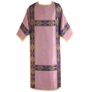 Dálmata tradicional, rosa, estilo romano, damasco, orfrey tejido, lados abiertos - Imagen 1 de 5