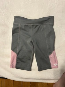 Girls grey and pink Nike compression biker shorts, size Medium - Picture 1 of 3